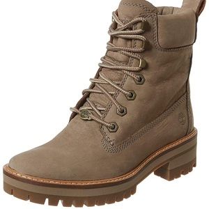Timberland Women’s Courmayeur Valley 6” Boot